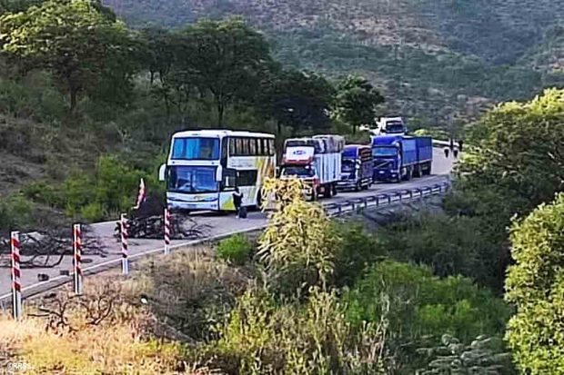 bloqueo carretera Sucre
