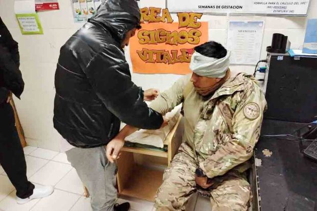 militar herido por contrabandistas