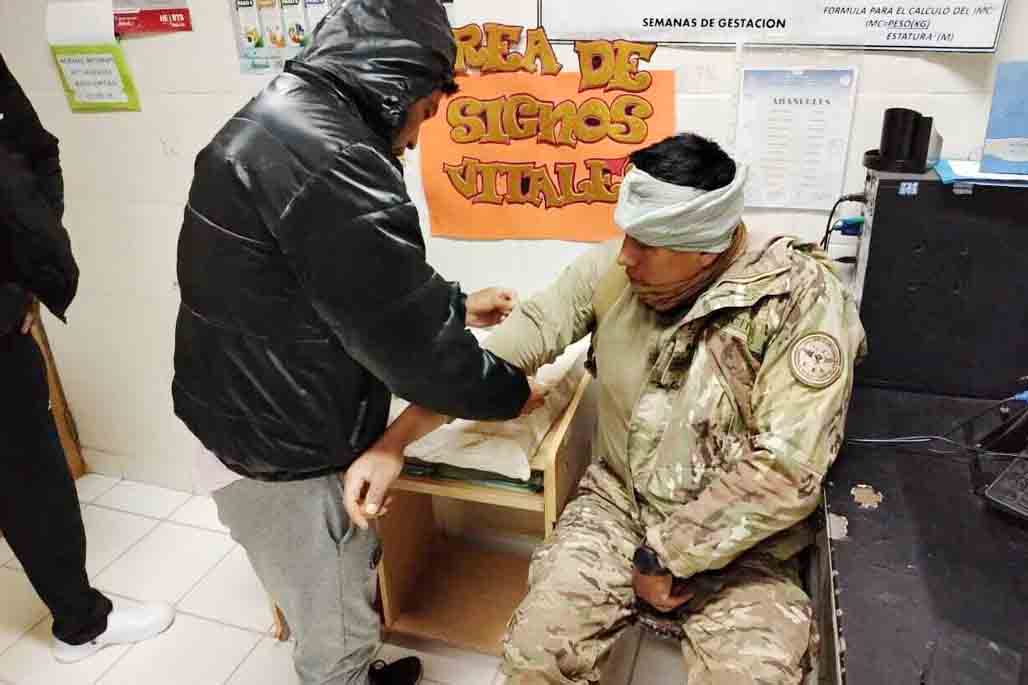militar herido por contrabandistas