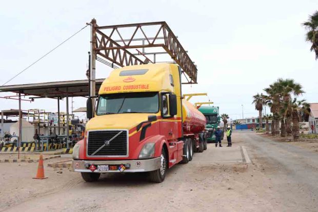 importación combustibles YPFB