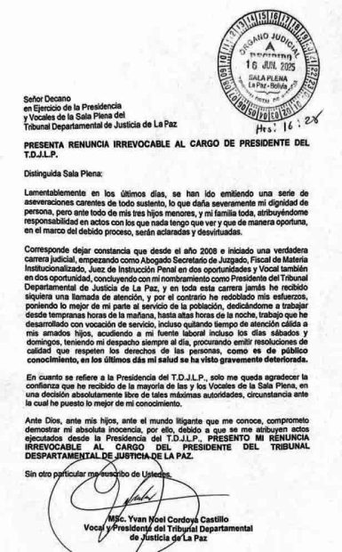 carta de renuncia de Iván Códova