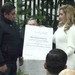 autoridades del Senasag y la Aduana