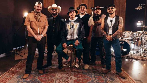 Carlos Santana
