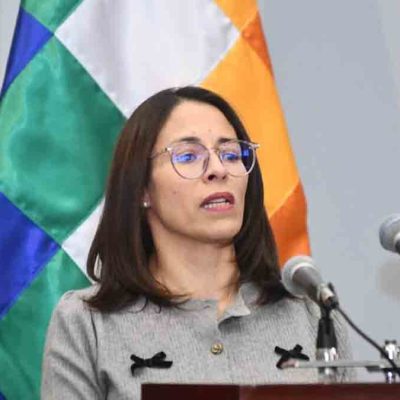 Jesica Saravia ministra de justicia