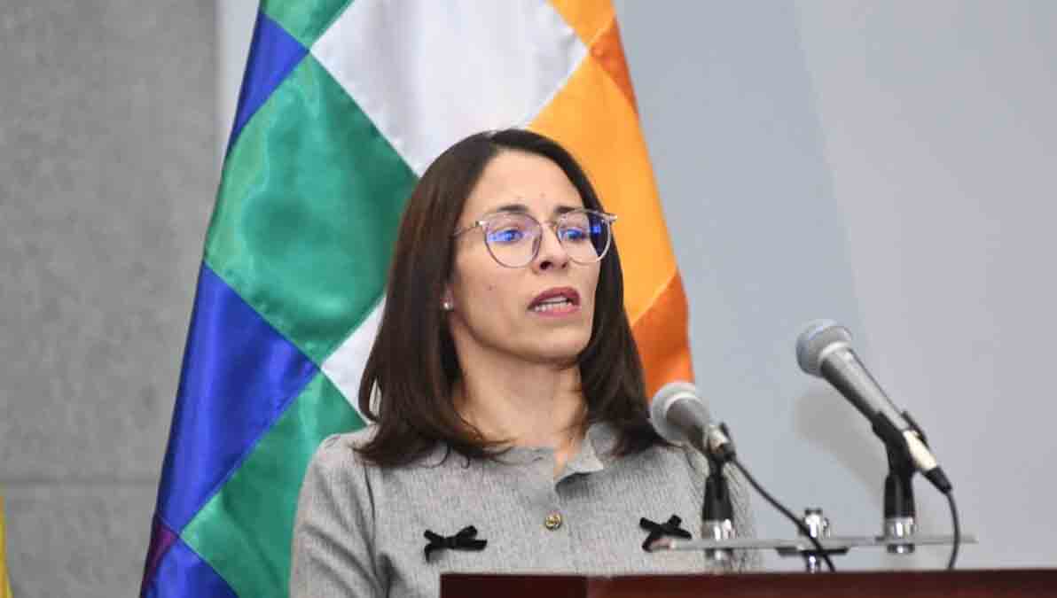 Jesica Saravia ministra de justicia