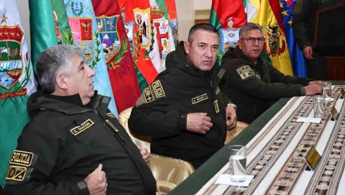 Policías