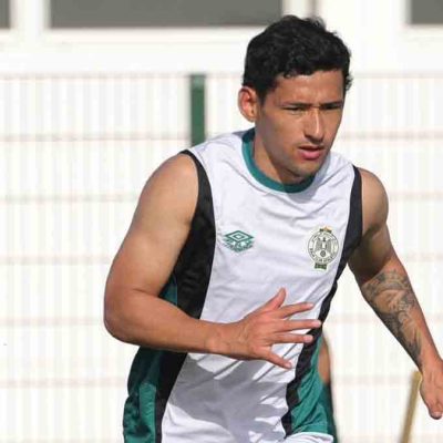 jugador Víctor Ábrego