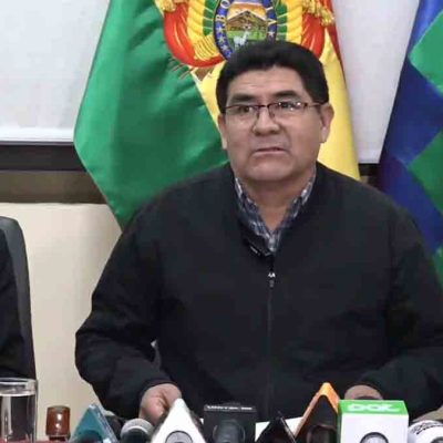 Ministro de Educación omar Veliz