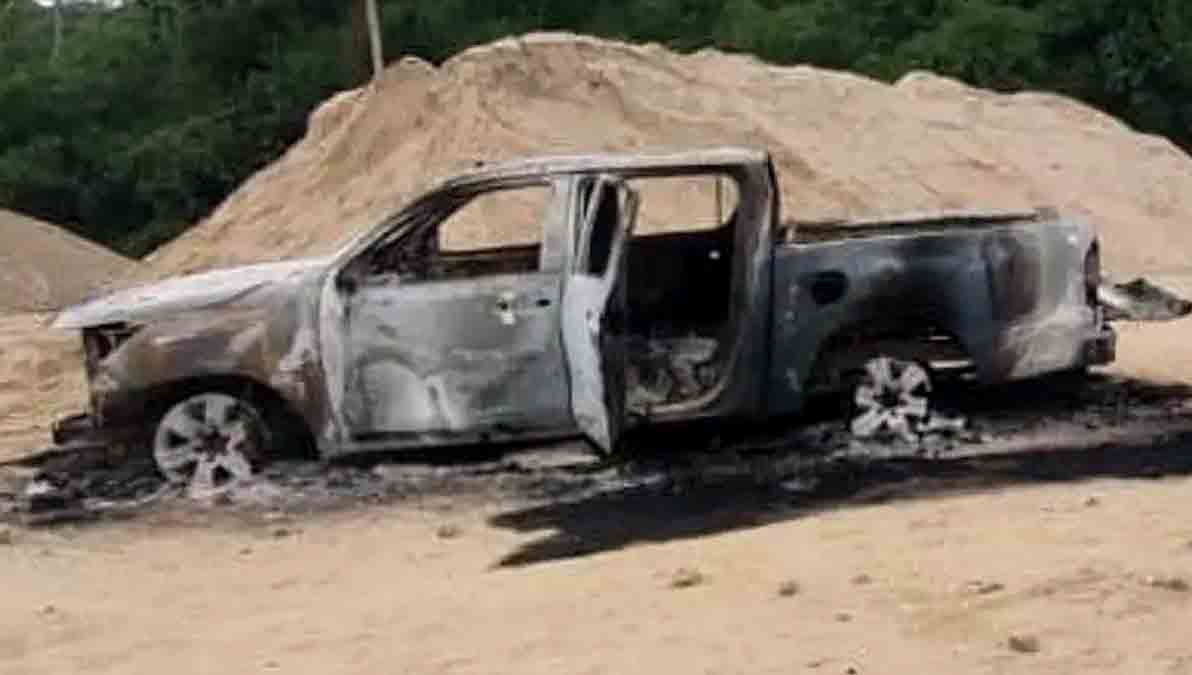 camioneta incinerada