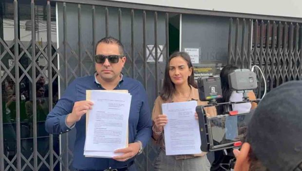 denuncian a Ruth Nina