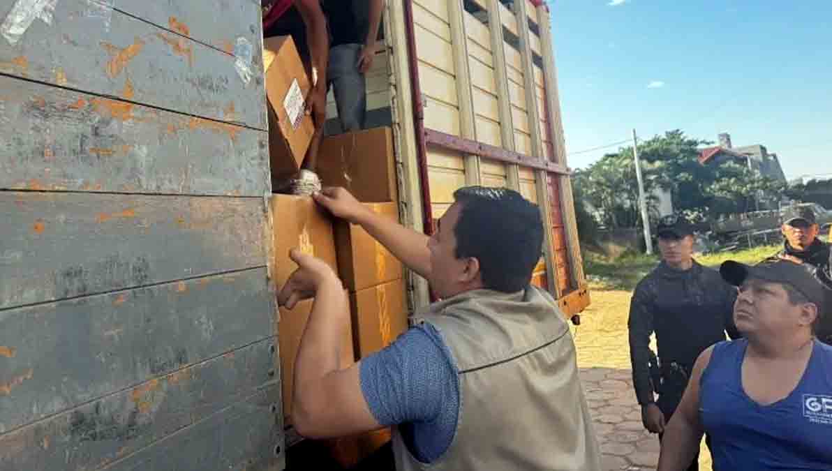 cajas con las papeletas electorales