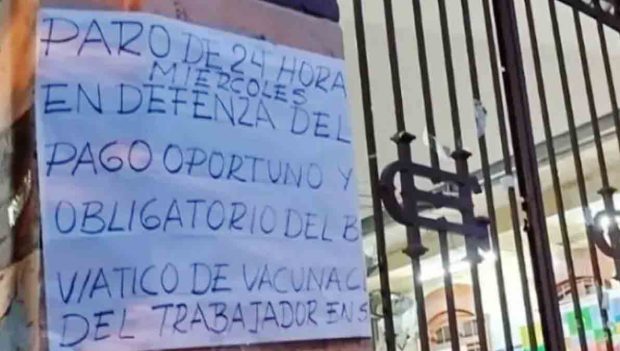 Paro de Salud en Bolivia por bono de vacunación