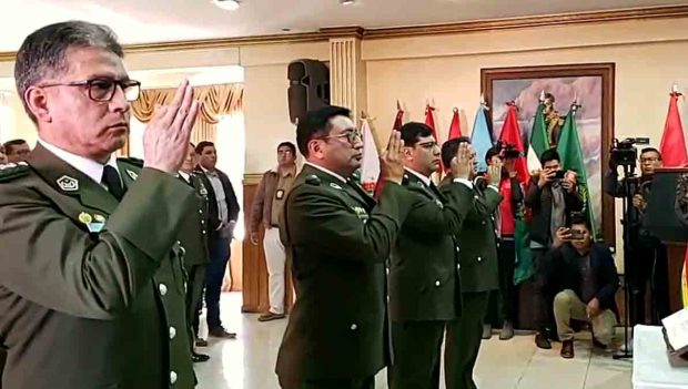 posesión comandantes Policía