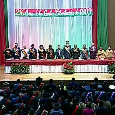 sesión de honor La Paz