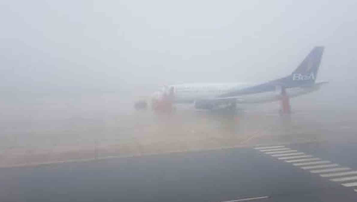 poca visibilidad aeropuerto de Alcantarí