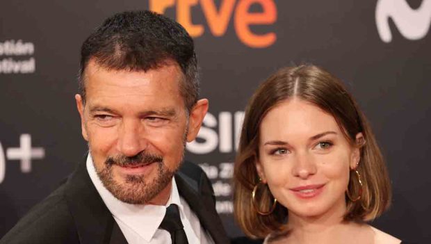 Antonio Banderas y su hija