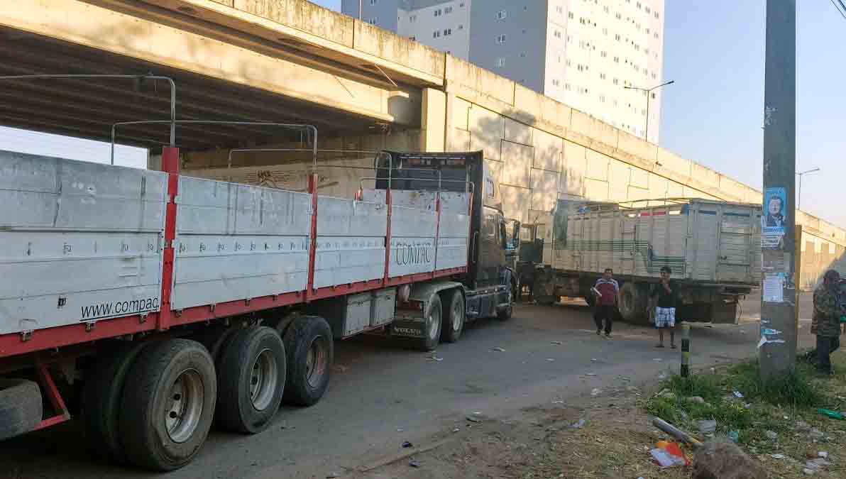 bloqueo en la avenida Banzer