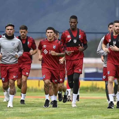Cienciano se enfrenta a Bolívar