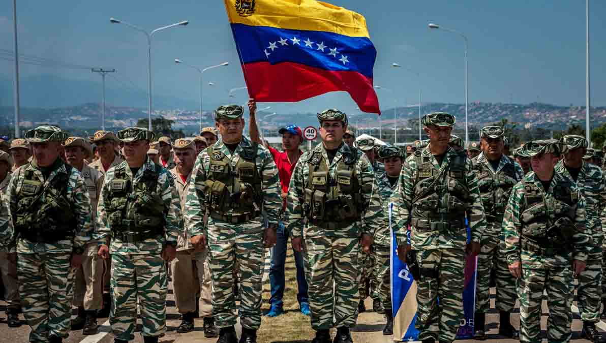 militares venezolanos a Colombia