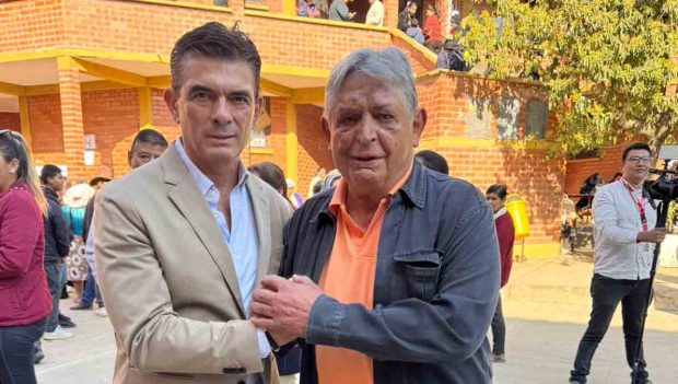 Jaime Paz Zamora junto a su hijo Rodrigo
