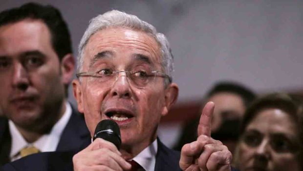 expresidente Uribe