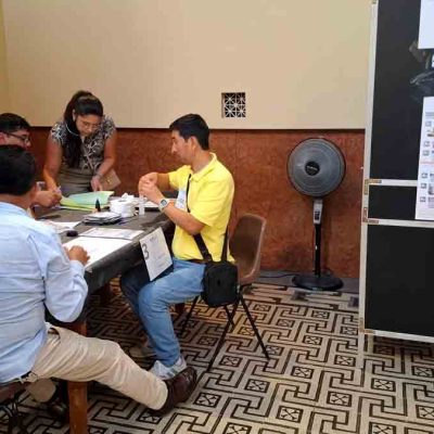 bolivianos votan en Italia