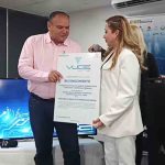 entrega de reconoci9miento de la Aduana al Senasag