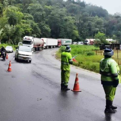 cierre de la ruta Cochabamba - Santa Cruz