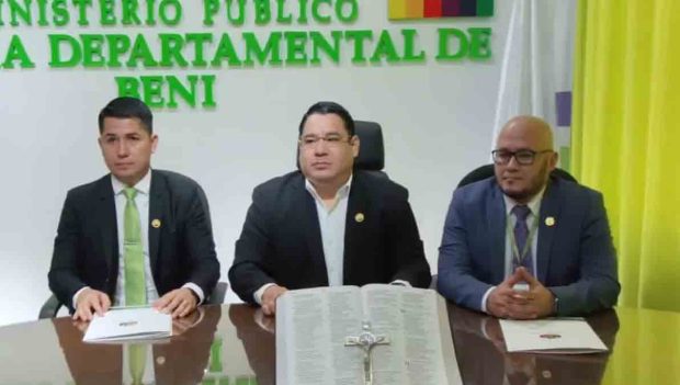 el acto de posesión del nuevo fiscal departamental de Beni
