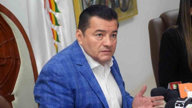 Jhonny Fernández, alcalde de Santa Cruz