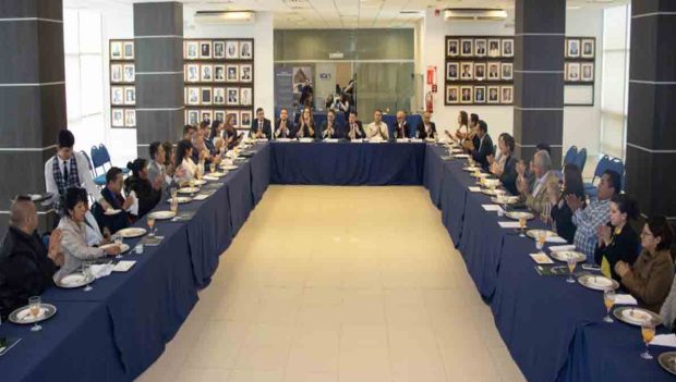 ICAM, CNI y bancada de Cochabamba se reúnen