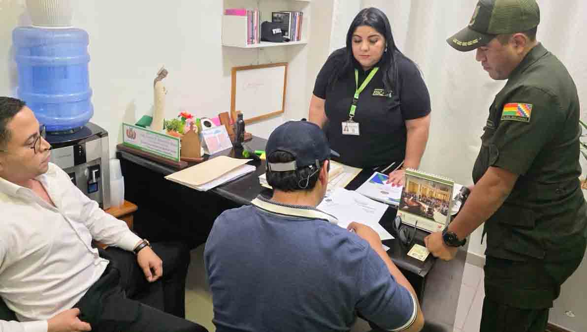 el hijo mayor del presidente Luis Arce