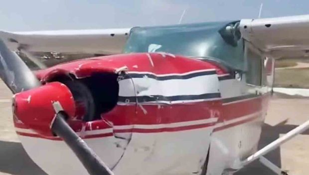 una de las avionetas que colisionó