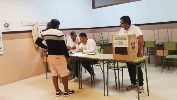 votación en el exterior