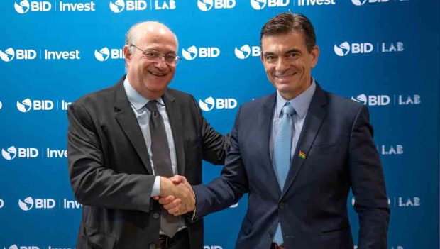 el presidente del BID y el mandatario electo de Bolivia