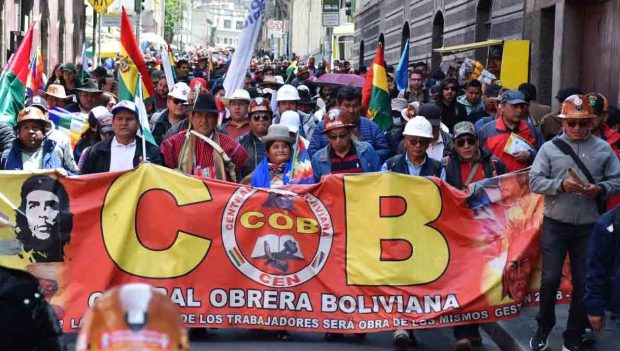 marcha de la COB