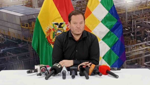 Armin Dorgathen, presidente de YPFB