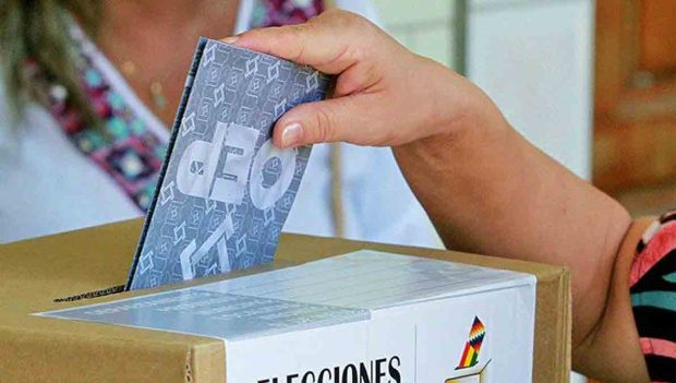 Trasladan recintos electorales en el exterior y Chuquisaca