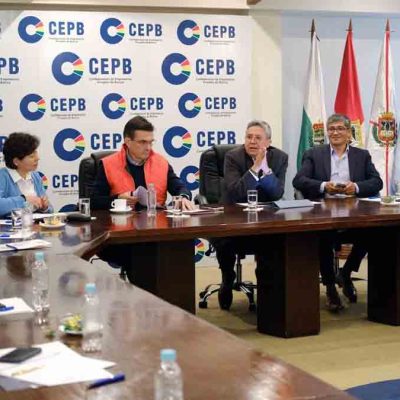 reunión de Rodrigo Paz con ejecutivos de la CEPB