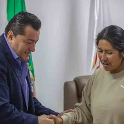 Jhonny Fernández y Eva Copa no votaron