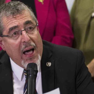 presidente de Guatemala denuncia golpe de Estado