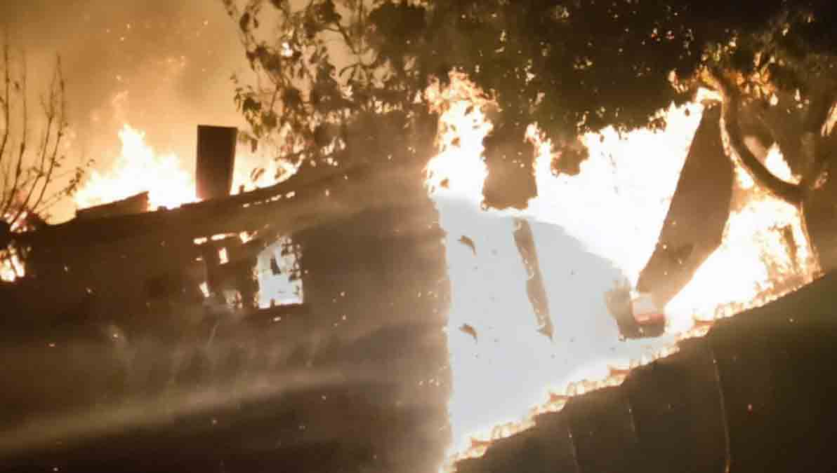 se incendia la casa donde se produjo la explosión