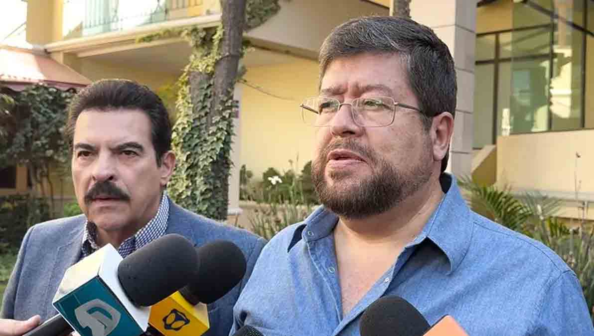 Manfred Reyes Villa y Samuel Doria Medina