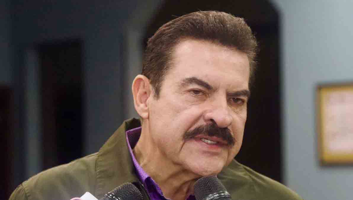 Manfred Reyes Villa