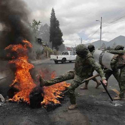 militares secuestrados en Ecuador