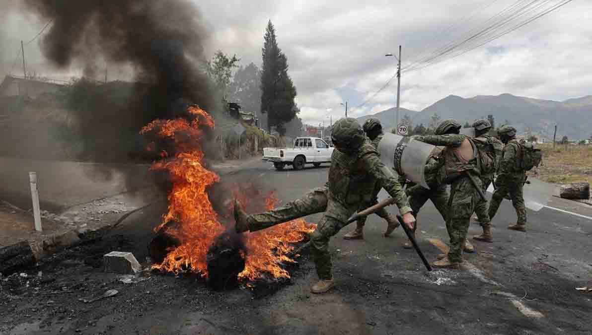 militares secuestrados en Ecuador