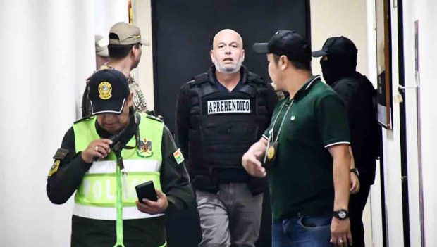 juicio a Arturo Murillo por difamación
