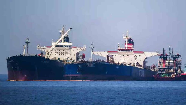 barco petrolero ruso