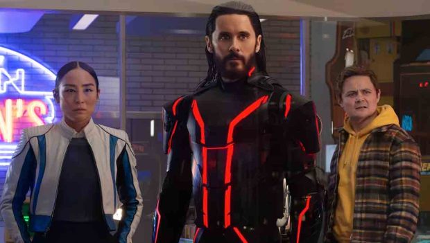 Avant Premier Tron Ares