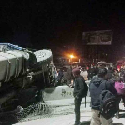 accidente en la autopista La Paz - El Alto